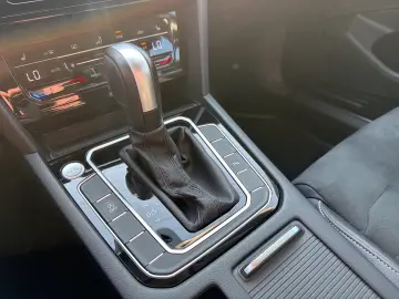 VW Passat Variant Highline 2.0 TDI DSG