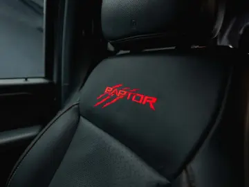 FORD F150 5.0L V8 4x4 Offroad SuperCrew RAPTOR 19%