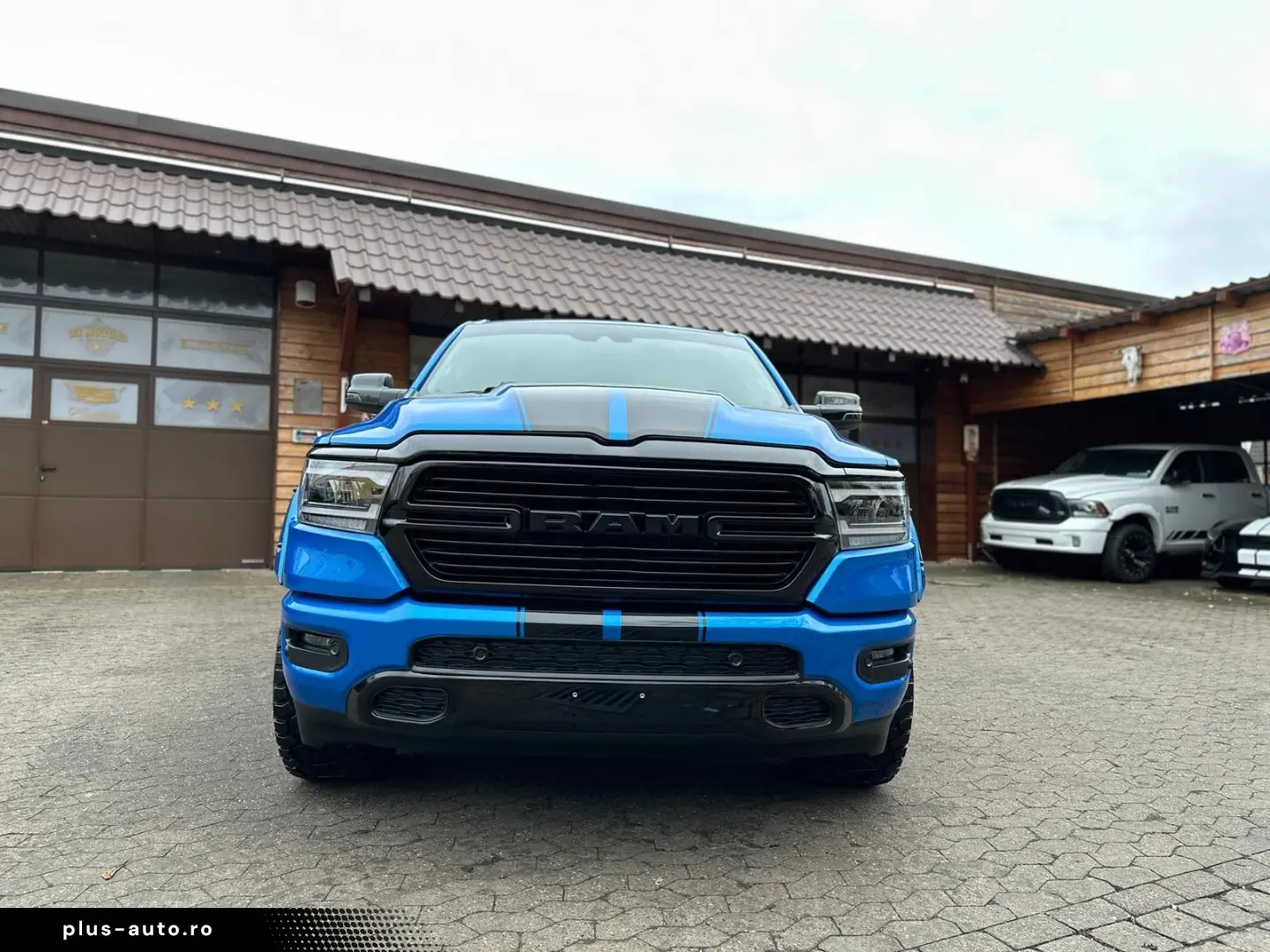 DODGE 5.7 V8 LPG LIFT BÜGEL OFFROAD AHK NAVI GARANTIE