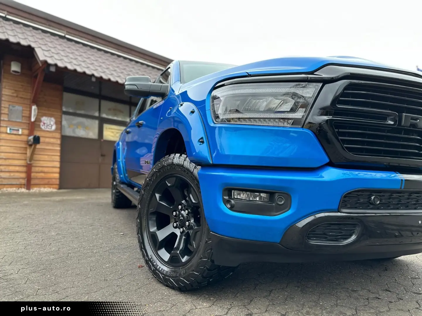 DODGE 5.7 V8 LPG LIFT BÜGEL OFFROAD AHK NAVI GARANTIE