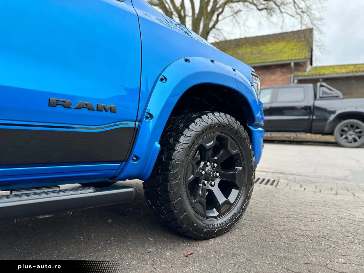 DODGE 5.7 V8 LPG LIFT BÜGEL OFFROAD AHK NAVI GARANTIE