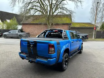 DODGE 5.7 V8 LPG LIFT BÜGEL OFFROAD AHK NAVI GARANTIE