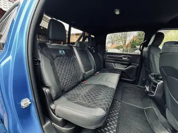 DODGE 5.7 V8 LPG LIFT BÜGEL OFFROAD AHK NAVI GARANTIE