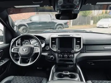 DODGE 5.7 V8 LPG LIFT BÜGEL OFFROAD AHK NAVI GARANTIE