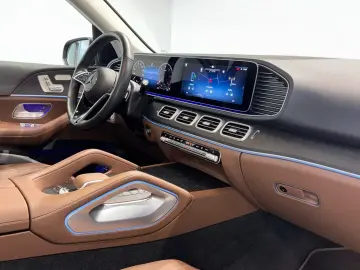 MERCEDES-BENZ GLE 300d 4M AMG