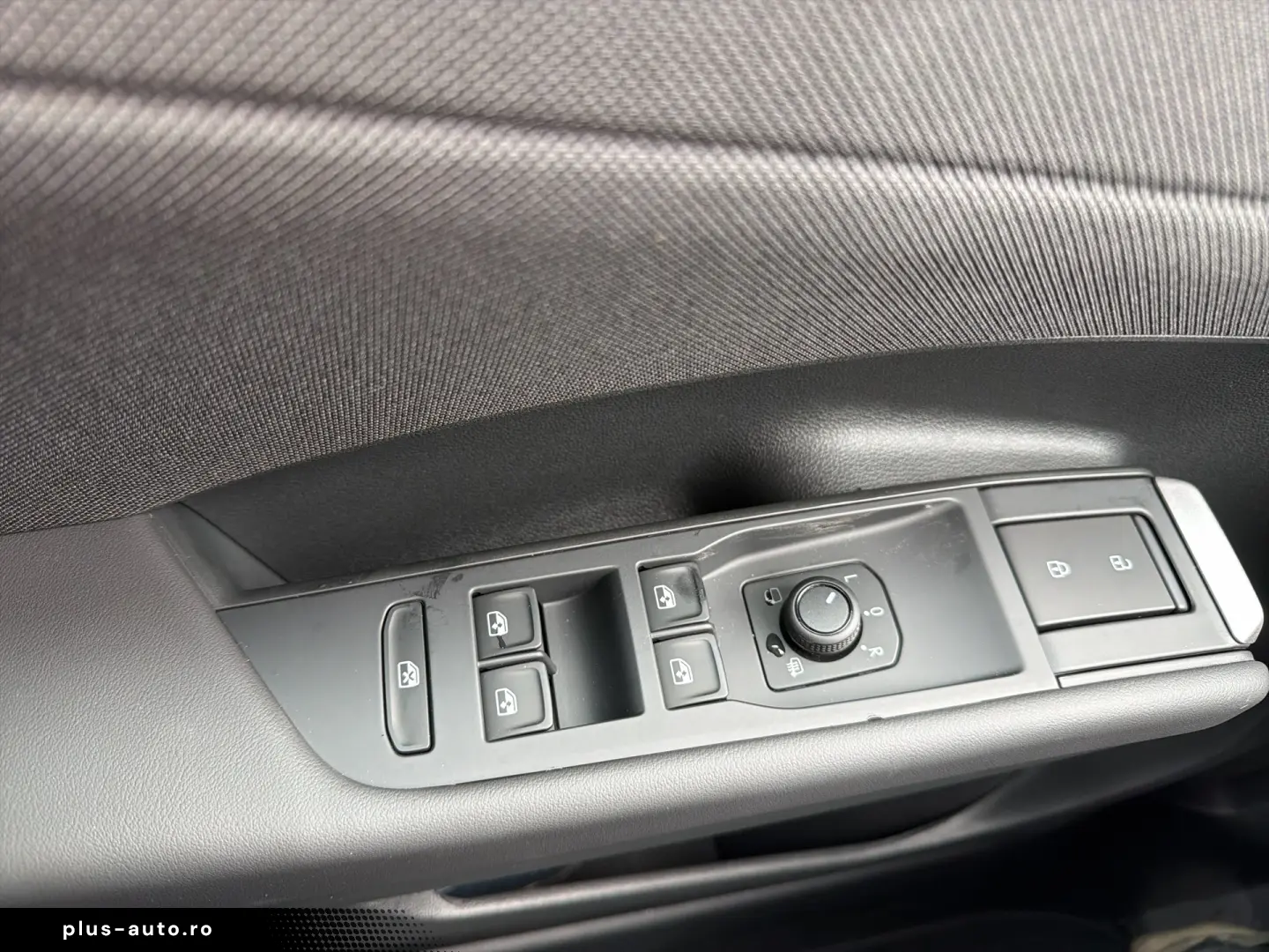 VW Noul T-Roc Life 1.5 eTSI DSG