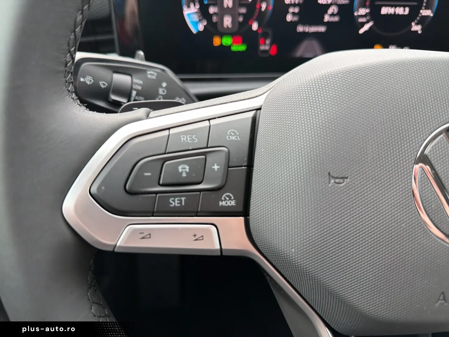 VW Noul T-Roc Life 1.5 eTSI DSG