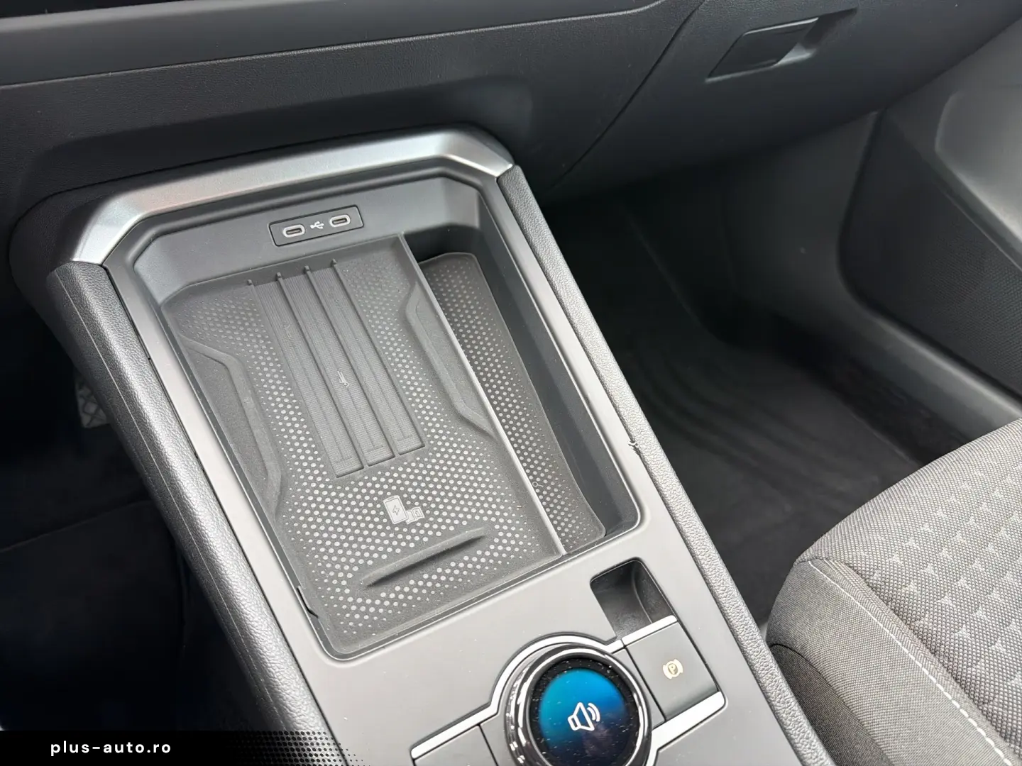 VW Noul T-Roc Life 1.5 eTSI DSG