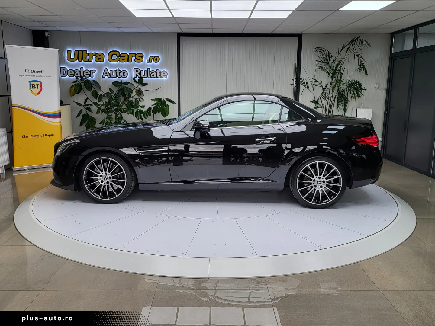 Mercedes-Benz SLC 300 AMG