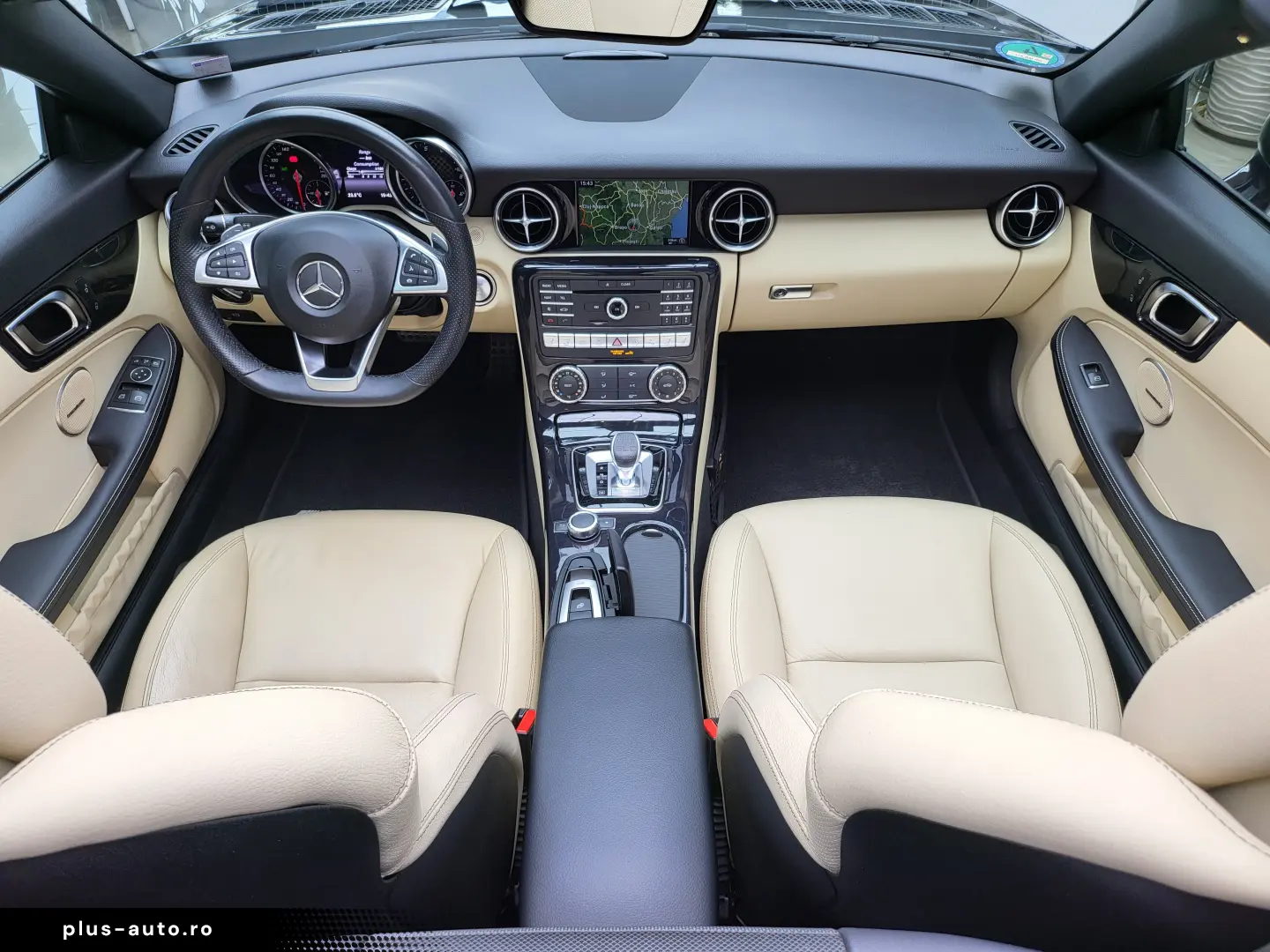 Mercedes-Benz SLC 300 AMG