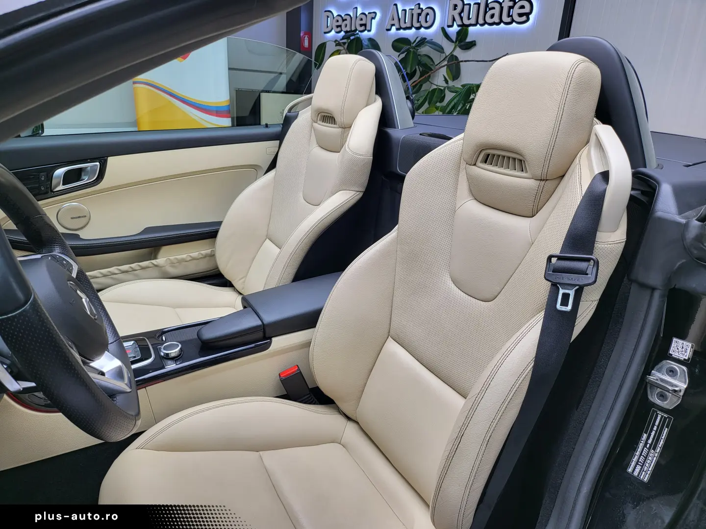 Mercedes-Benz SLC 300 AMG