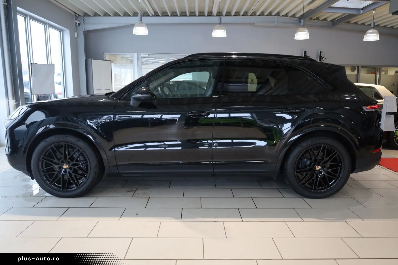 PORSCHE Cayenne E-Hybrid
