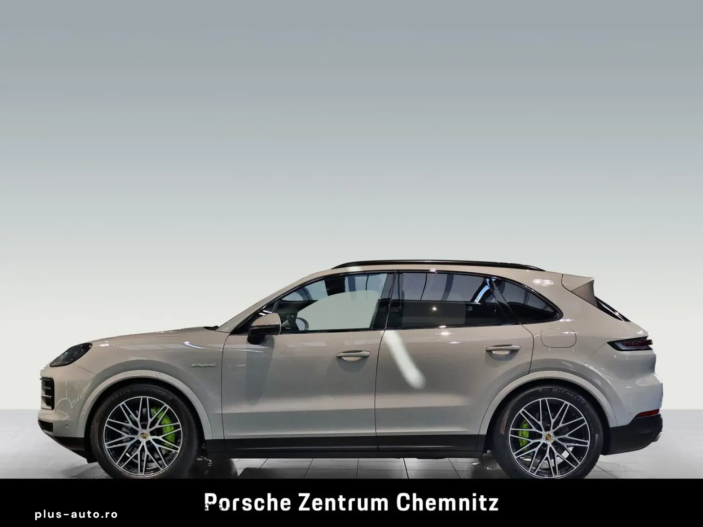PORSCHE Cayenne E-Hybrid Luft;Soft-Close;Head-Up;BOSE