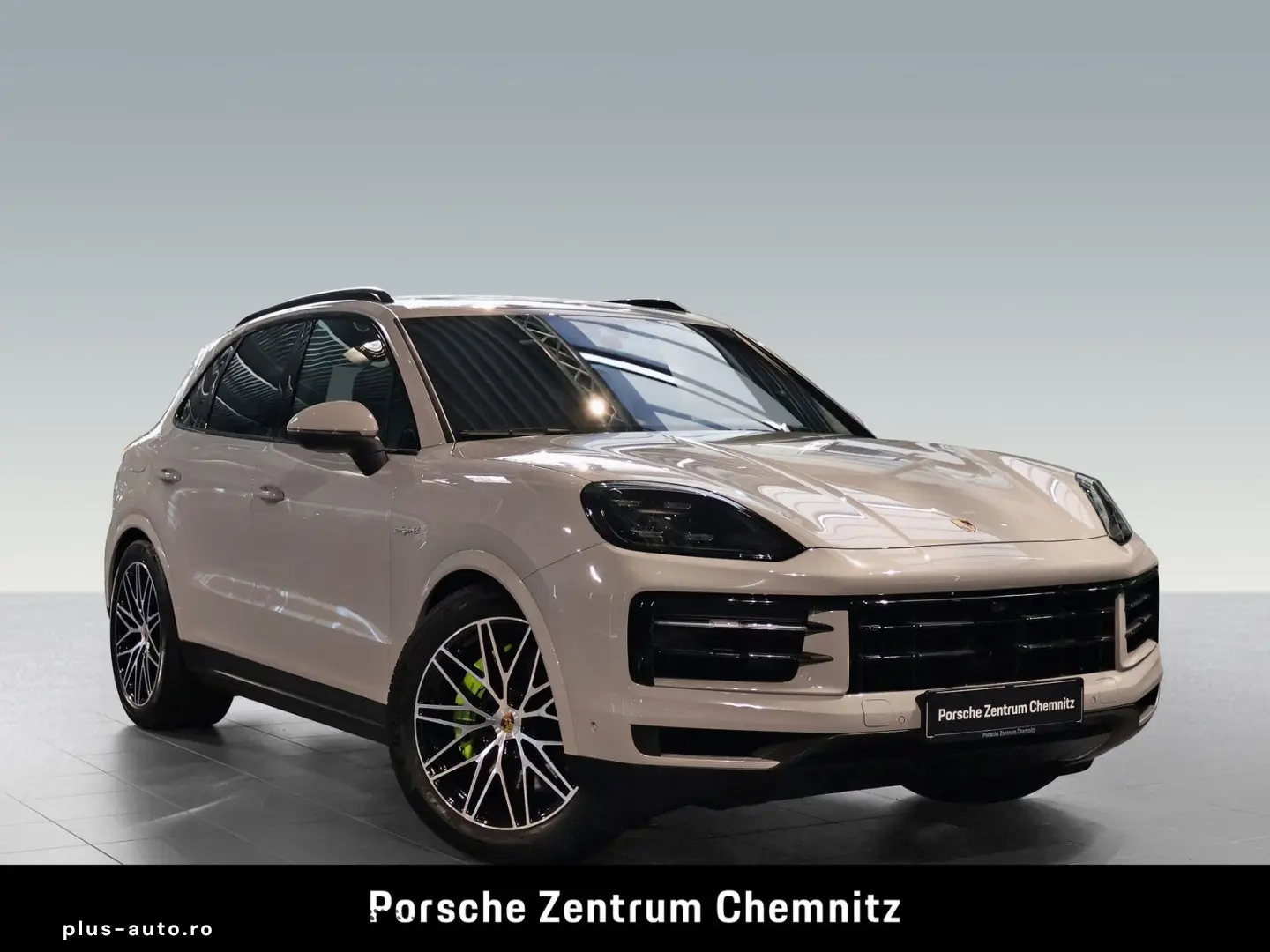 PORSCHE Cayenne E-Hybrid Luft;Soft-Close;Head-Up;BOSE