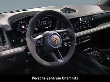 PORSCHE Cayenne E-Hybrid Luft;Soft-Close;Head-Up;BOSE
