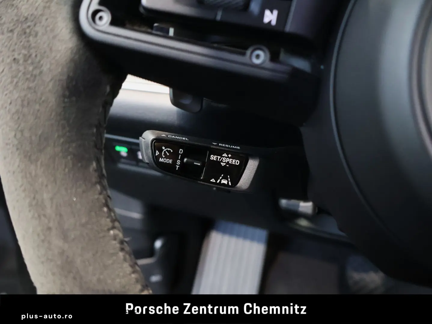 PORSCHE Cayenne E-Hybrid Luft;Soft-Close;Head-Up;BOSE