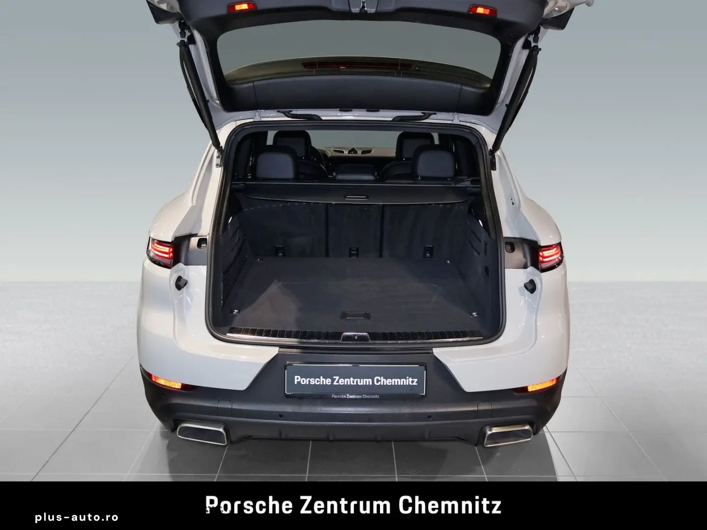 PORSCHE Cayenne E-Hybrid Luft;Soft-Close;Head-Up;BOSE