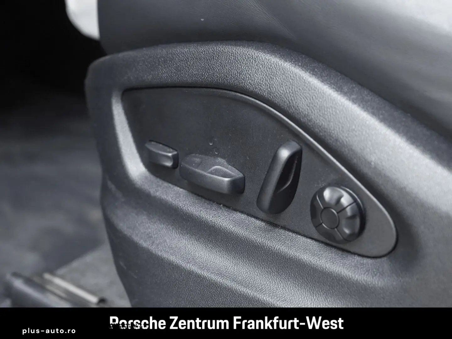 PORSCHE Cayenne E-Hybrid Coupe InnoDrive Surround-View