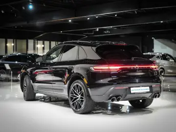 PORSCHE Macan PDK SPORT-CHRONO BOSE PANO 21 LM PDLS  1HD