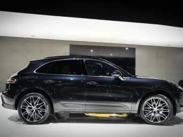 PORSCHE Macan PDK SPORT-CHRONO BOSE PANO 21 LM PDLS  1HD