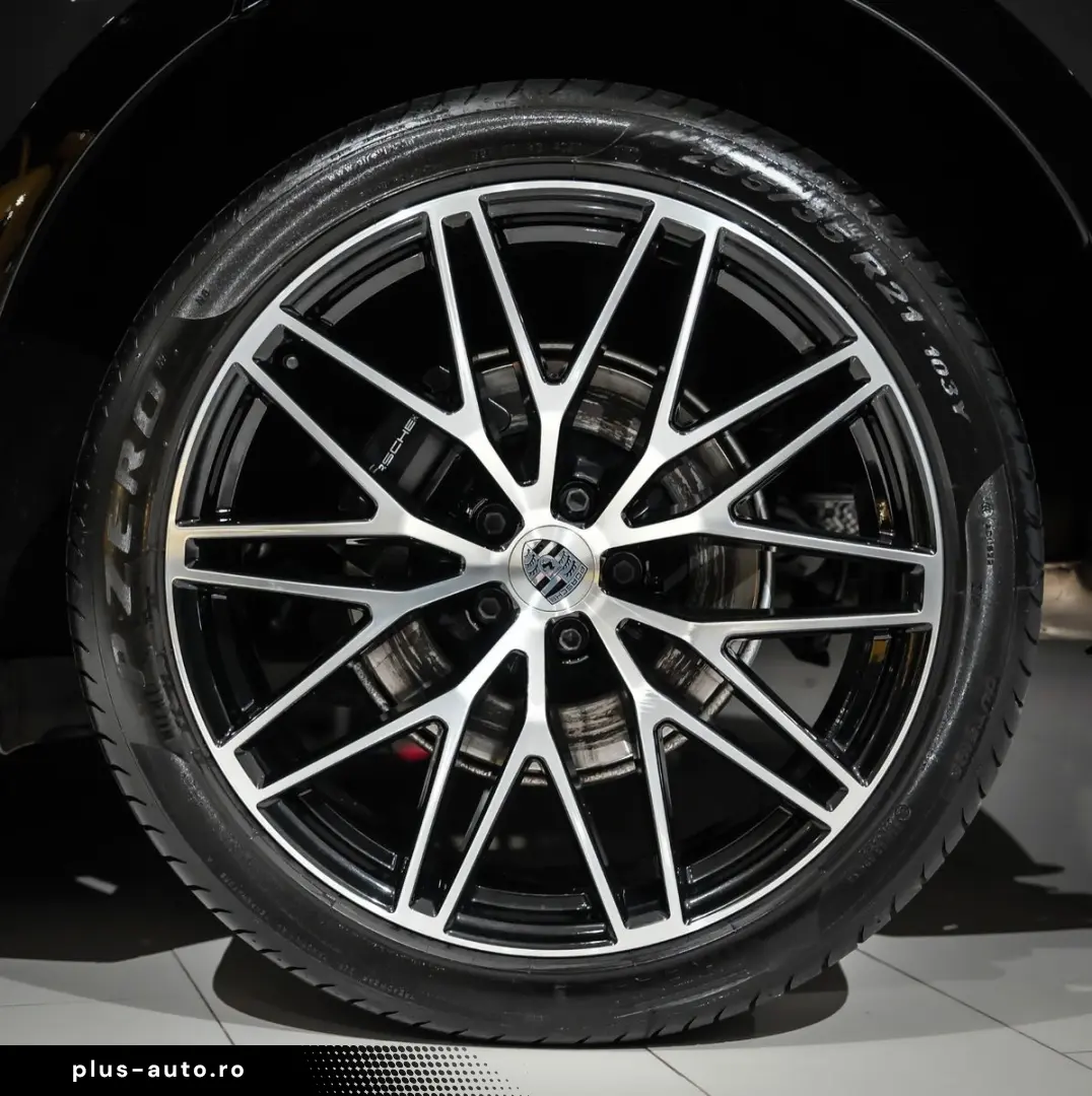 PORSCHE Macan PDK SPORT-CHRONO BOSE PANO 21 LM PDLS  1HD