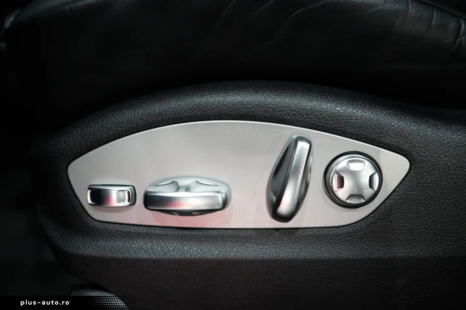 PORSCHE Macan PDK SPORT-CHRONO BOSE PANO 21 LM PDLS  1HD