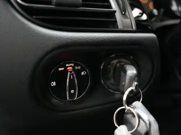 PORSCHE Macan PDK SPORT-CHRONO BOSE PANO 21 LM PDLS  1HD