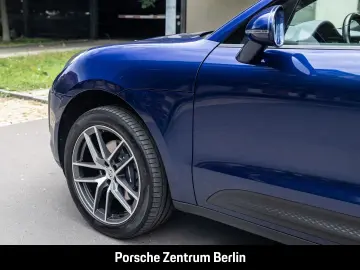 PORSCHE Macan 20-Zoll Rückfahrkamera Enzianblau Panorama