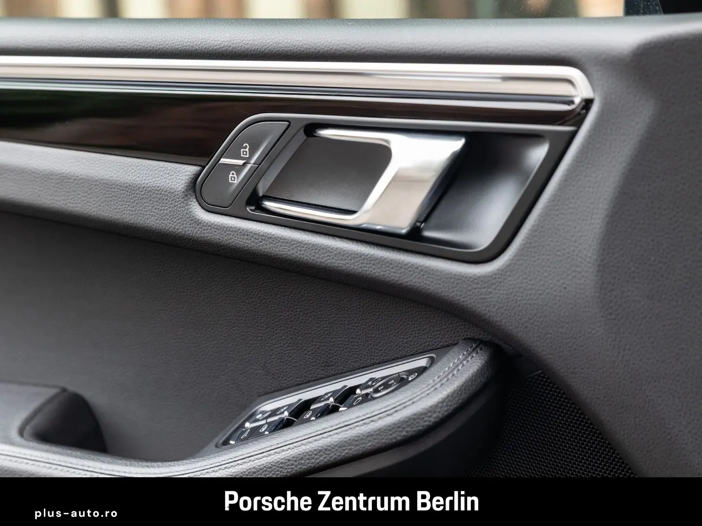 PORSCHE Macan 20-Zoll Rückfahrkamera Enzianblau Panorama