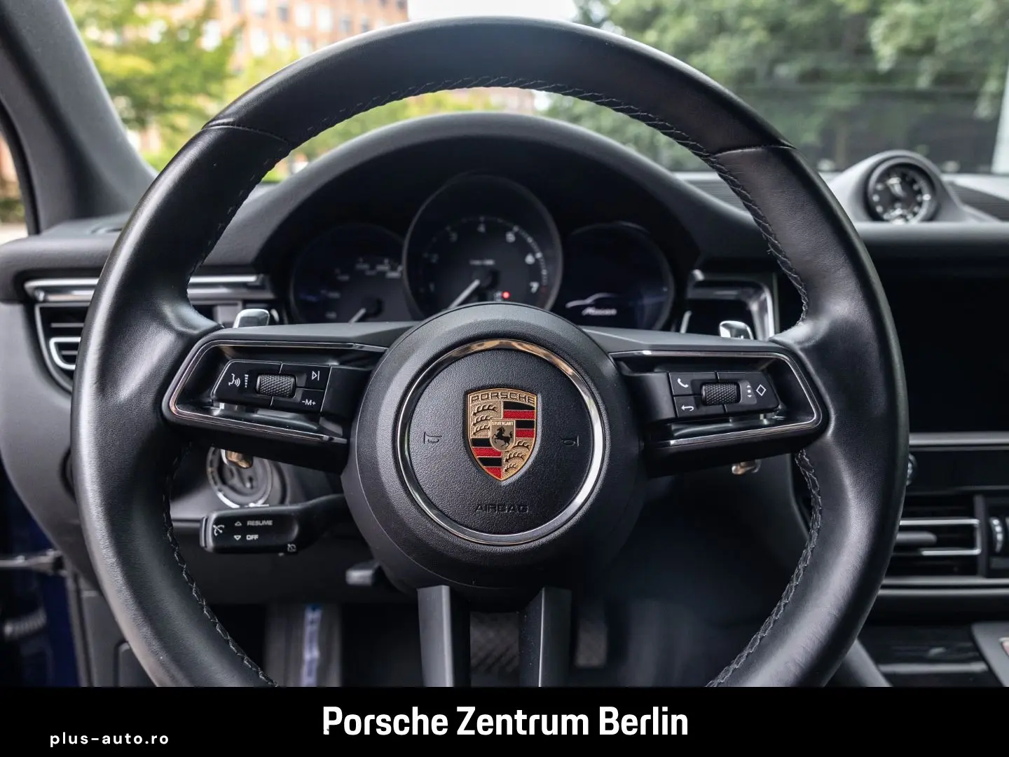 PORSCHE Macan 20-Zoll Rückfahrkamera Enzianblau Panorama