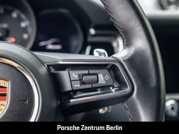 PORSCHE Macan 20-Zoll Rückfahrkamera Enzianblau Panorama