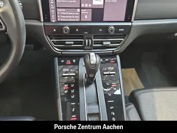 PORSCHE Macan Sportabgas BOSE Luftfederung 21-Zoll
