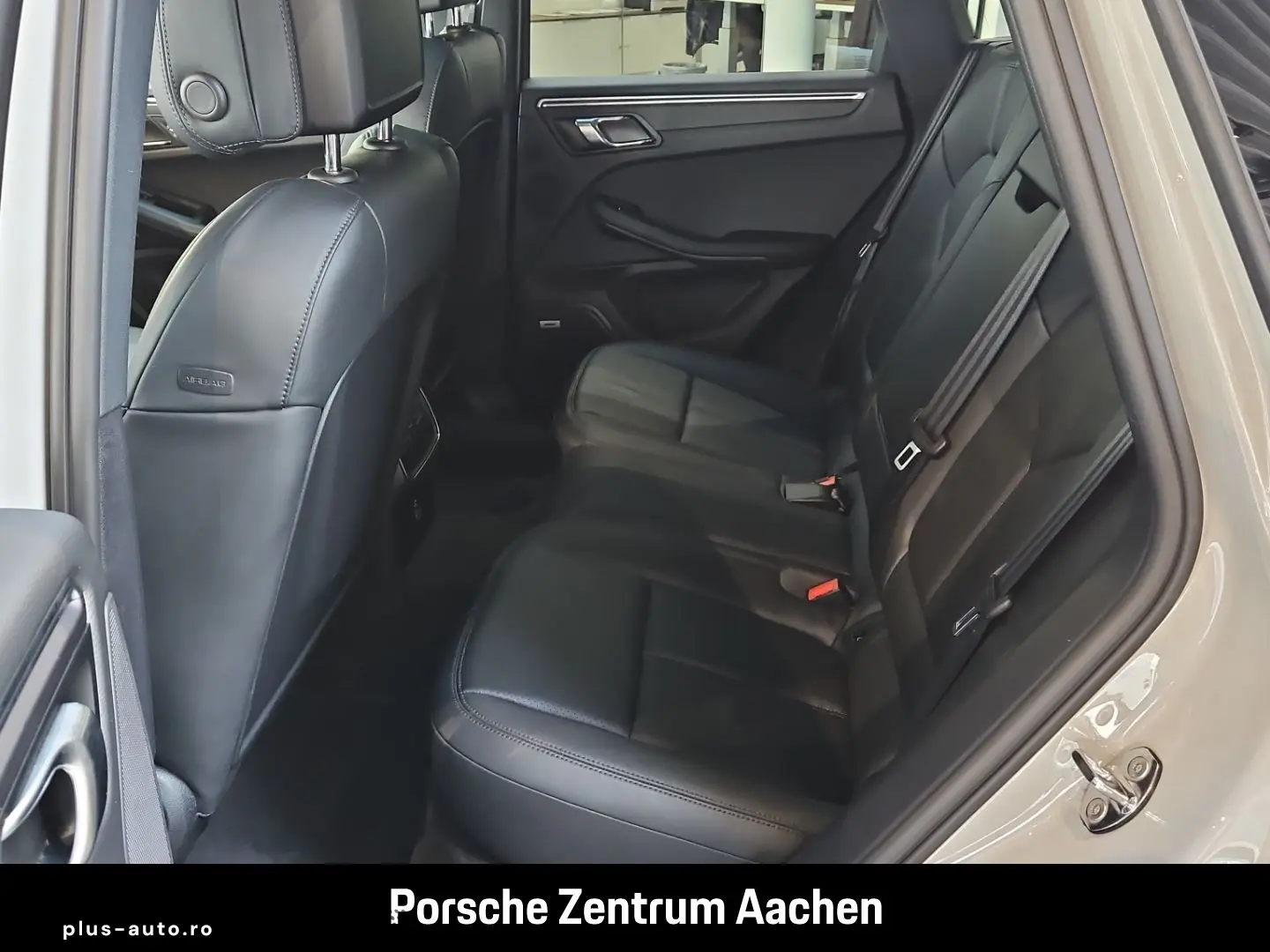 PORSCHE Macan Sportabgas BOSE Luftfederung 21-Zoll