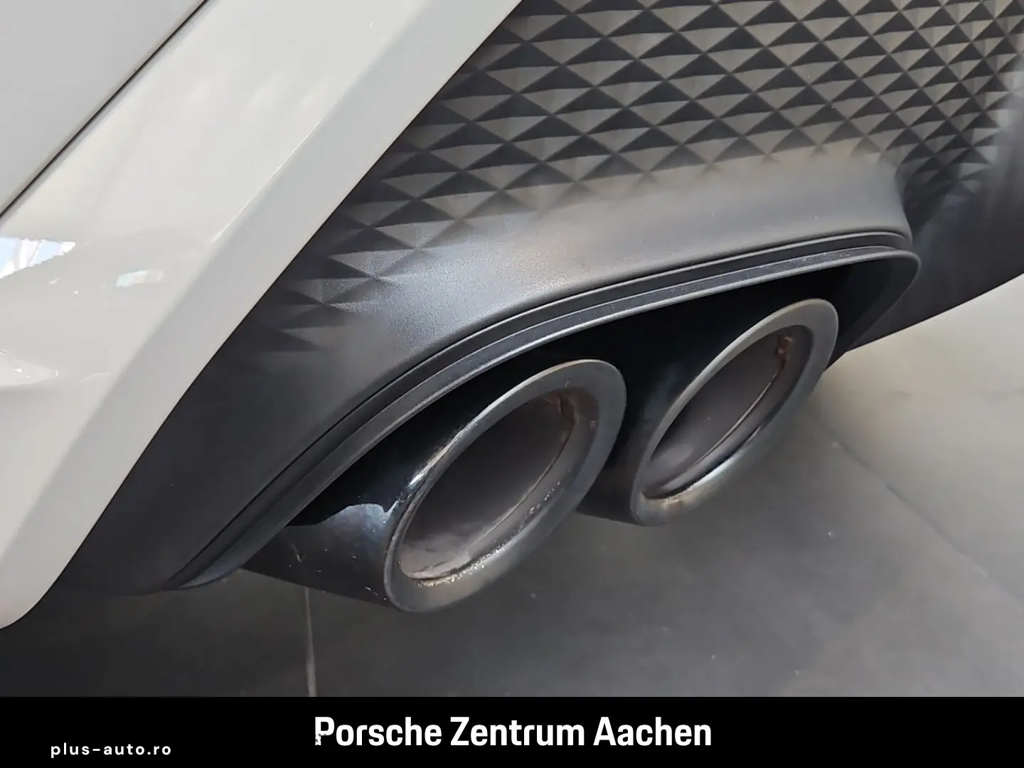 PORSCHE Macan Sportabgas BOSE Luftfederung 21-Zoll