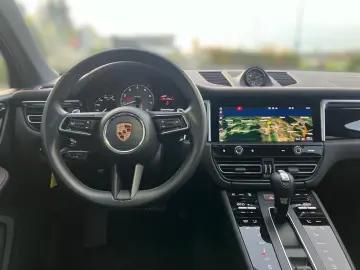 PORSCHE Macan S PANO PASM ALARMANLAGE LUFTFEDERUNG KAM