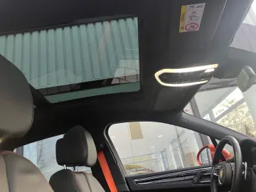 PORSCHE Macan S PANO PASM ALARMANLAGE LUFTFEDERUNG KAM