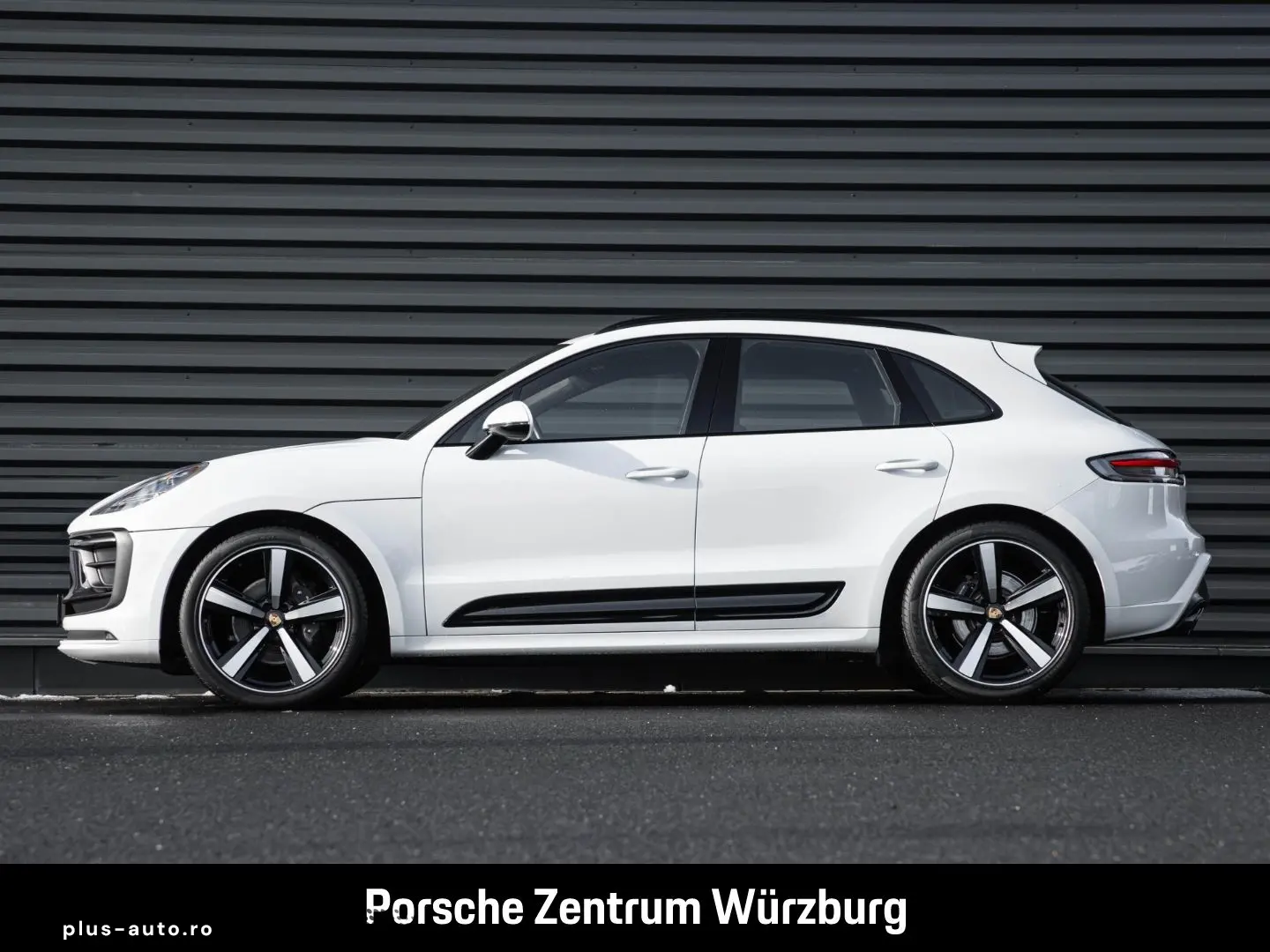 PORSCHE Macan T Standheizung BOSE Luftfederung 21-Zoll