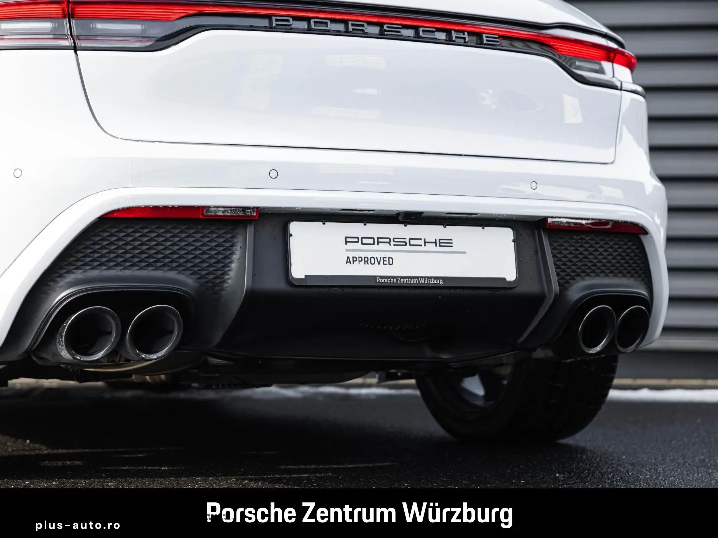 PORSCHE Macan T Standheizung BOSE Luftfederung 21-Zoll