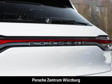 PORSCHE Macan T Standheizung BOSE Luftfederung 21-Zoll