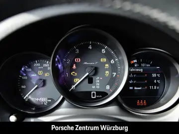 PORSCHE Macan T Standheizung BOSE Luftfederung 21-Zoll