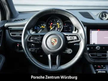 PORSCHE Macan T Standheizung BOSE Luftfederung 21-Zoll