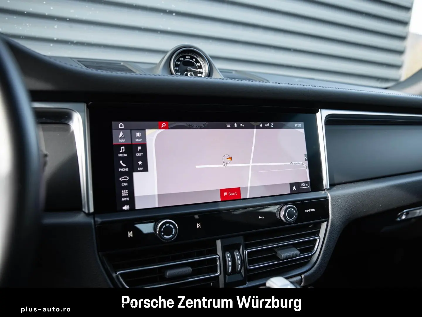 PORSCHE Macan T Standheizung BOSE Luftfederung 21-Zoll