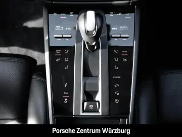 PORSCHE Macan T Standheizung BOSE Luftfederung 21-Zoll