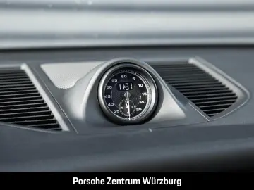 PORSCHE Macan T Standheizung BOSE Luftfederung 21-Zoll