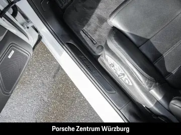 PORSCHE Macan T Standheizung BOSE Luftfederung 21-Zoll