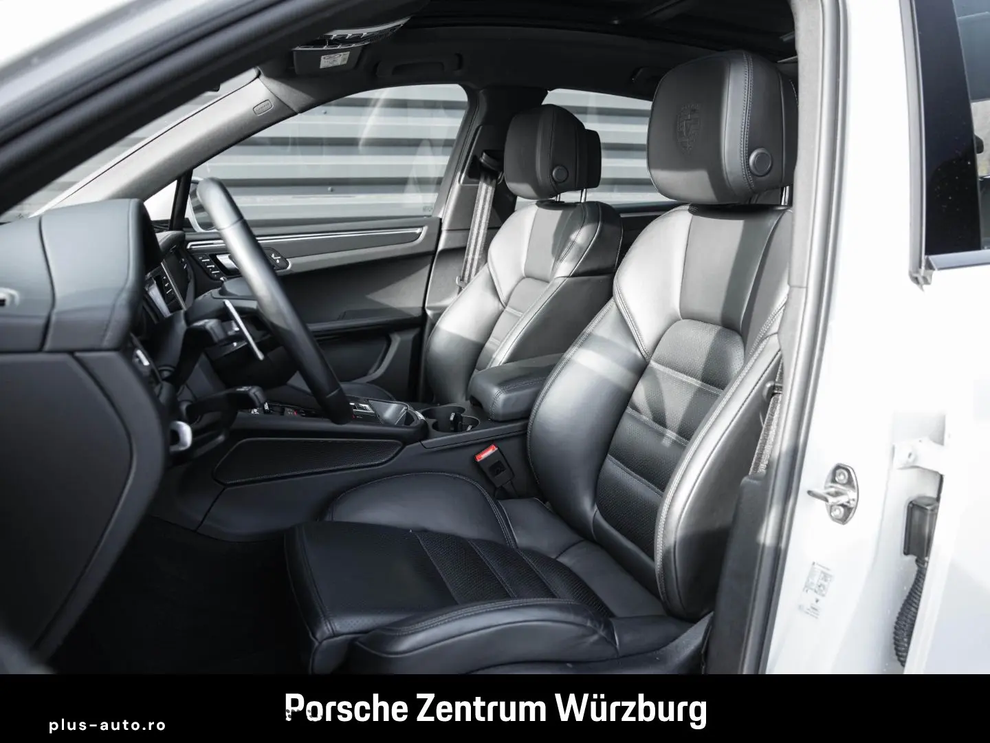 PORSCHE Macan T Standheizung BOSE Luftfederung 21-Zoll