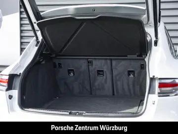 PORSCHE Macan T Standheizung BOSE Luftfederung 21-Zoll