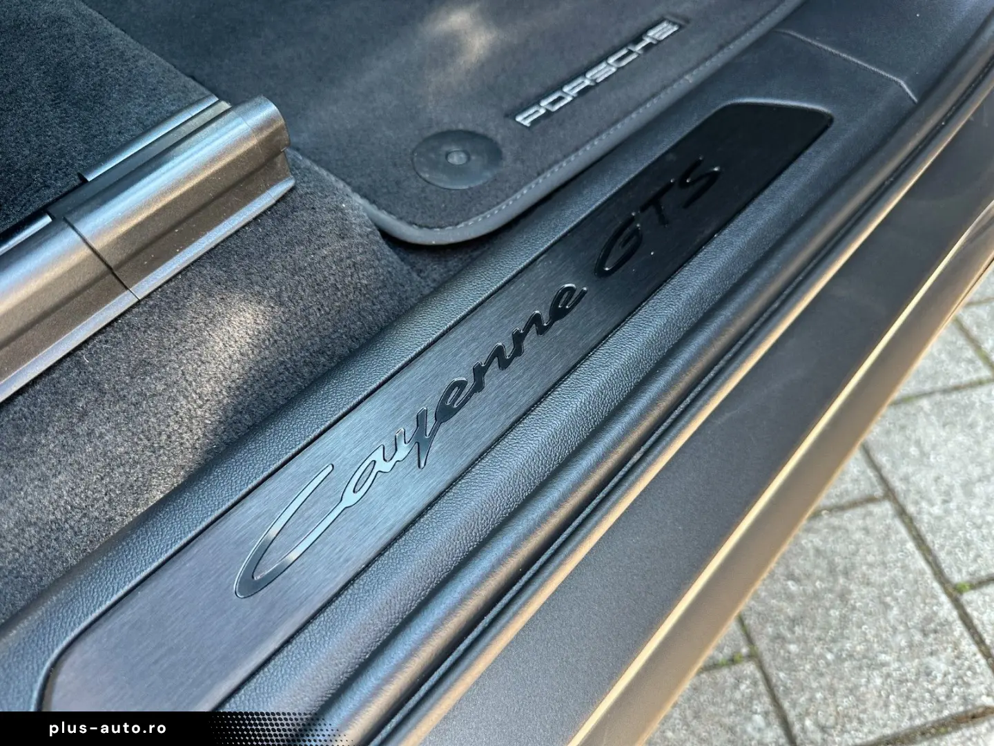 PORSCHE Cayenne GTS Coupé DE-FZG STHZG HEAD-UP AHK MWST