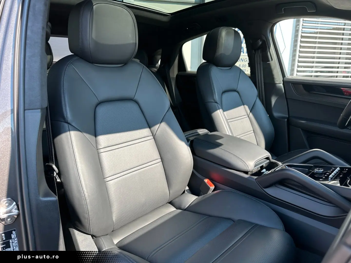 PORSCHE Cayenne GTS Coupé DE-FZG STHZG HEAD-UP AHK MWST