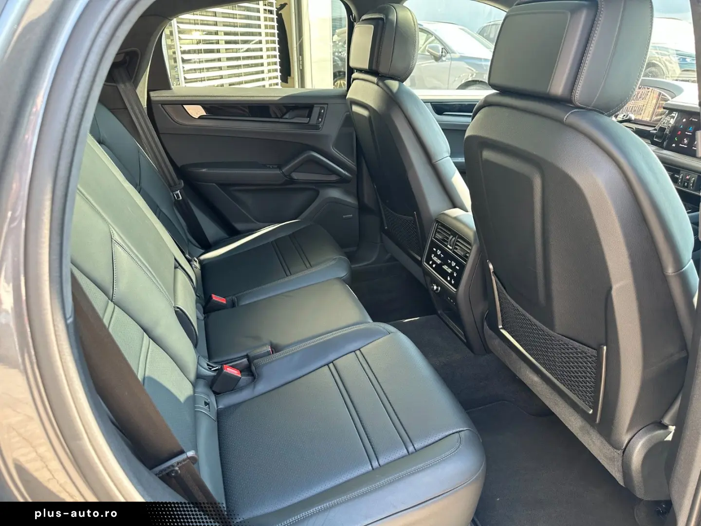 PORSCHE Cayenne GTS Coupé DE-FZG STHZG HEAD-UP AHK MWST